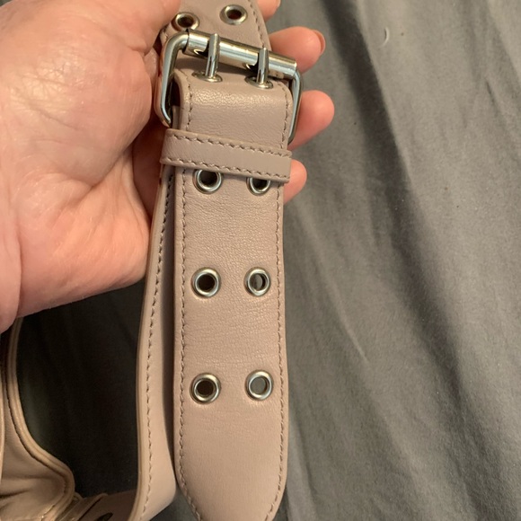 Badgley Mischka soft lilac handbag - Picture 4 of 7